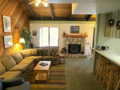 2 Bedrooms Standard * Mammoth Lakes