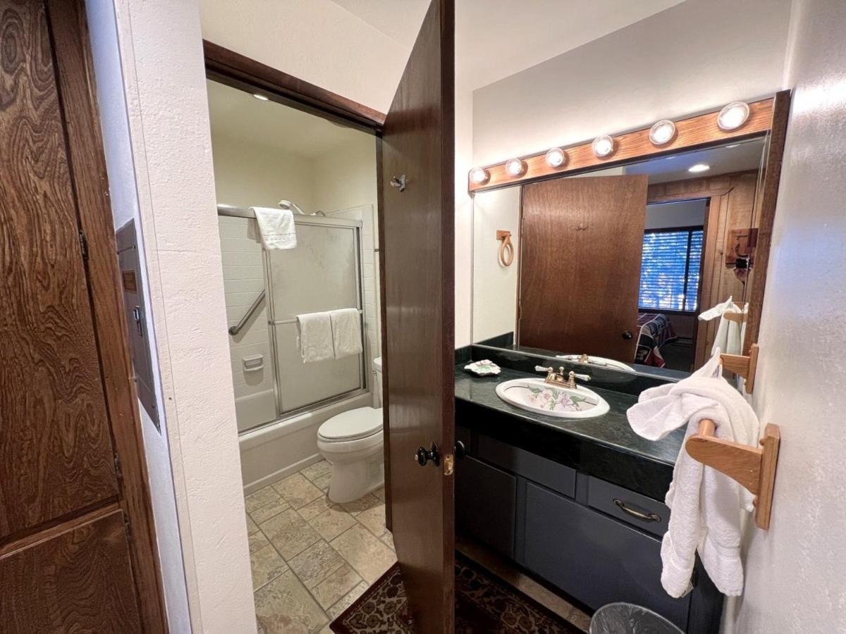 2 Bedrooms Standard *